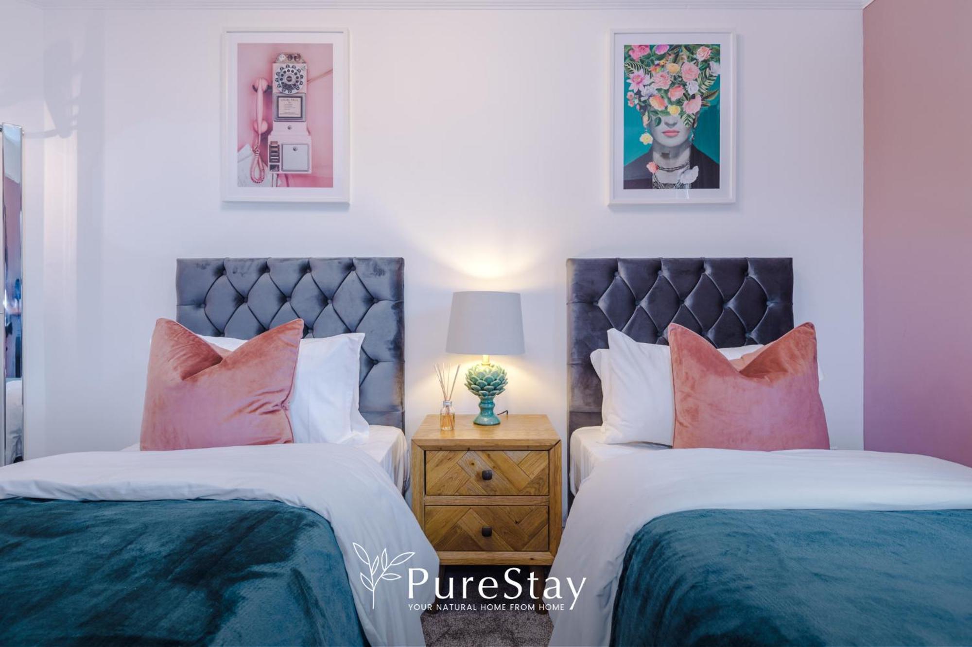 Incredible - Five Bedroom - 7 Actual Beds - 6 Bathroom House By Purestay - Central Bath With Parking ภายนอก รูปภาพ