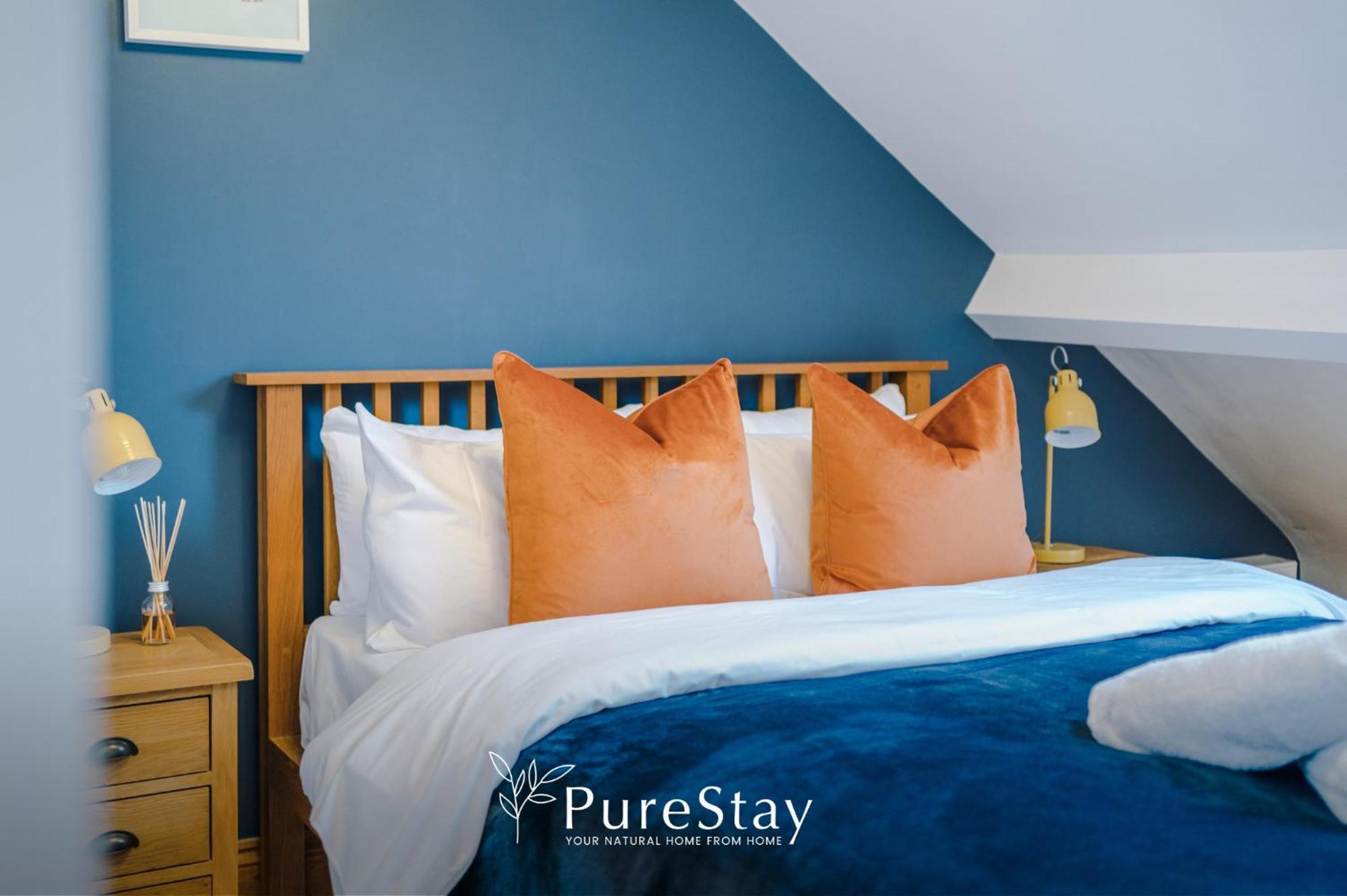 Incredible - Five Bedroom - 7 Actual Beds - 6 Bathroom House By Purestay - Central Bath With Parking ภายนอก รูปภาพ