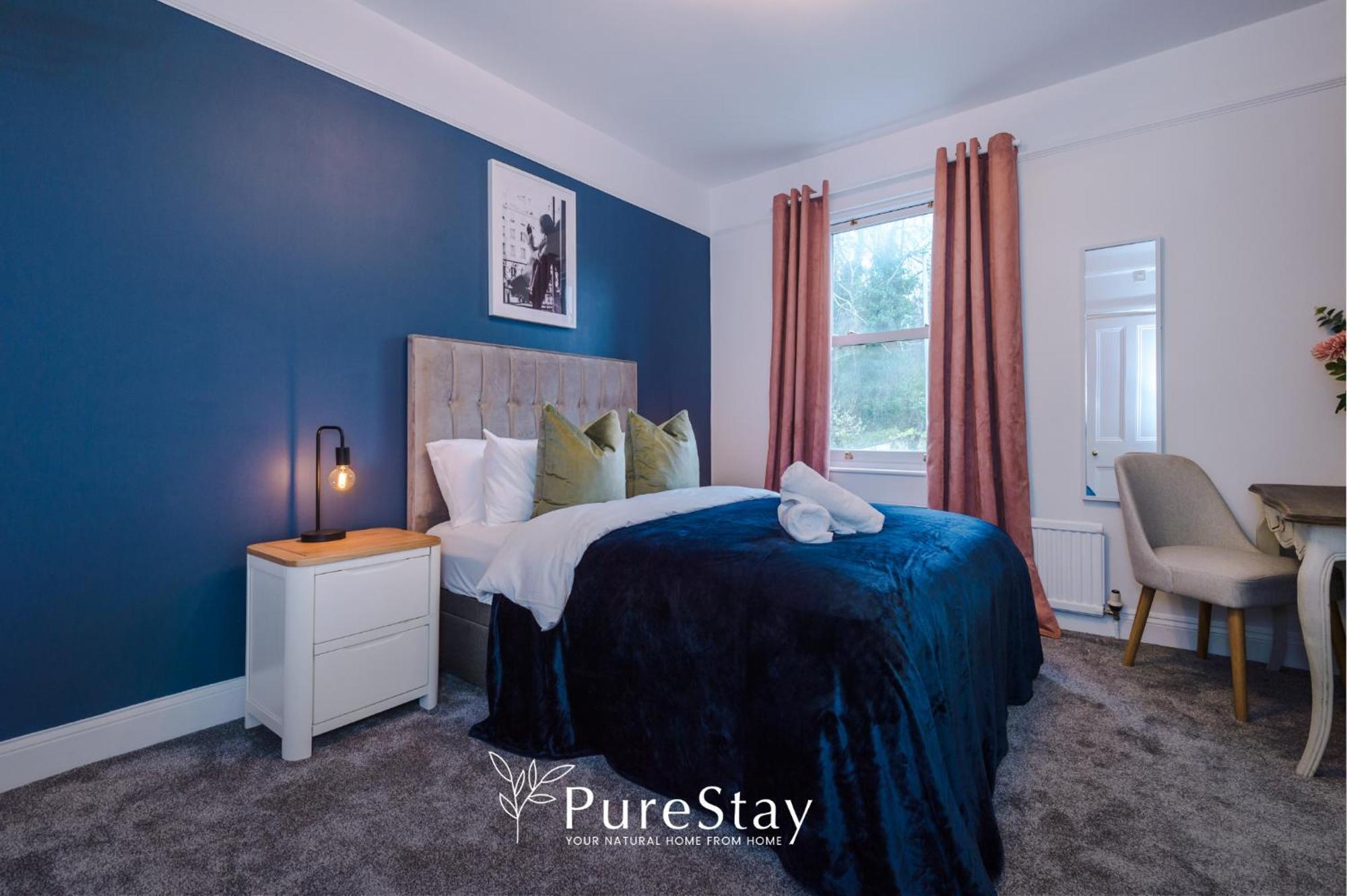 Incredible - Five Bedroom - 7 Actual Beds - 6 Bathroom House By Purestay - Central Bath With Parking ภายนอก รูปภาพ